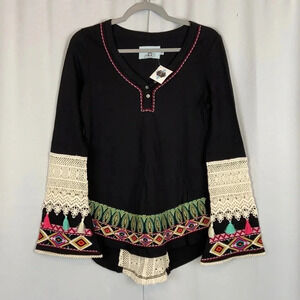 JUDITH‎ MARCH V-Neck Crochet Bell Sleeve Top NWT